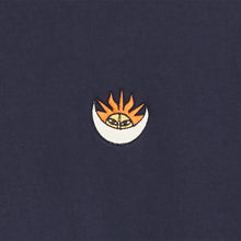T-Shirt Bask In The Sun Sunny Moon Midnight