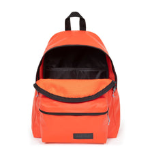 SAC EASTPAK DAY PAK'R TARP TASTY