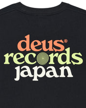 T-Shirt Deus Strata black